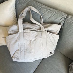 LULULEMON Tote/Duffle Bag